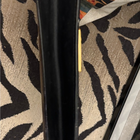 Louis Vuitton Pochette Sellier Dragonne Black Epi Wristlet Clutch - Picture 4 of 10